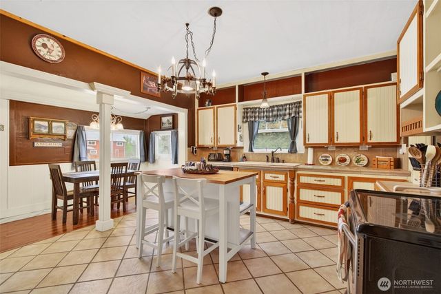 4070 Jackson Hwy, Chehalis, WA 98532