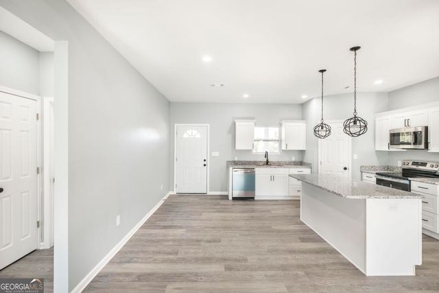 134 Long Pines Circle, East Dublin, GA 31027