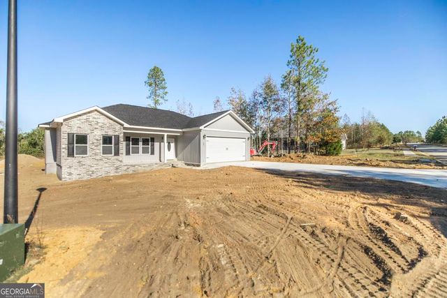 134 Long Pines Circle, East Dublin, GA 31027