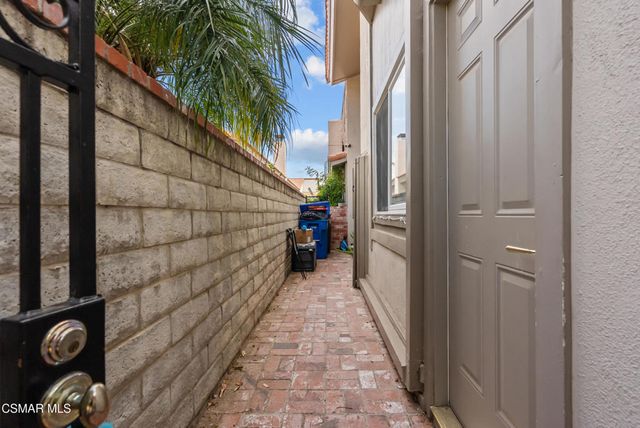 1640 Pierside Lane, Camarillo, CA 93010
