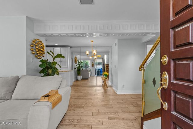 1640 Pierside Lane, Camarillo, CA 93010