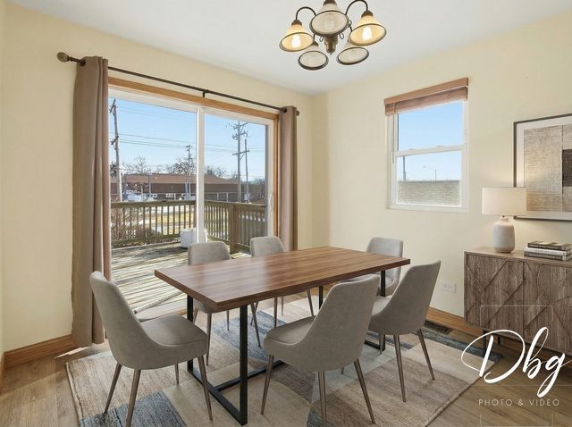 233 W Hawthorne Drive, Round Lake Beach, IL 60073