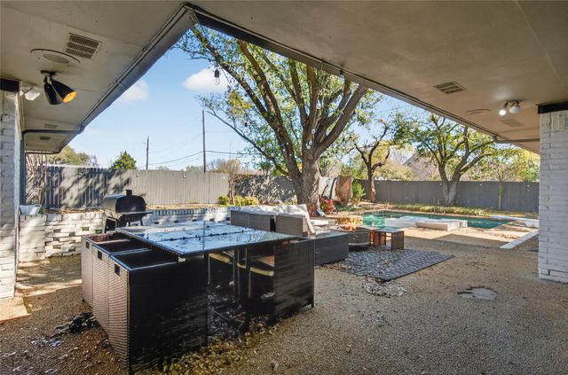 6873 Greenwich Lane, Dallas, TX 75230