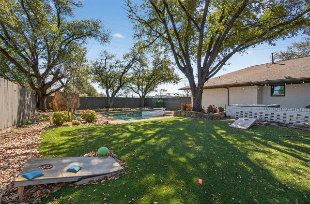 6873 Greenwich Lane, Dallas, TX 75230