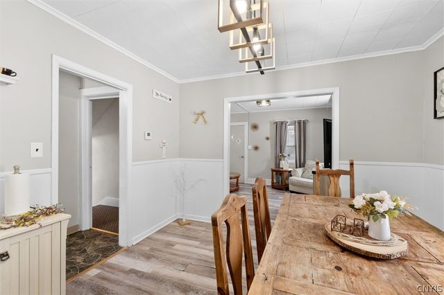 40 Elderkin Avenue, Camillus, NY 13031