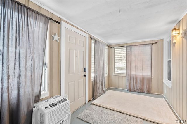 40 Elderkin Avenue, Camillus, NY 13031