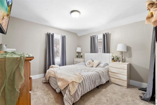 40 Elderkin Avenue, Camillus, NY 13031