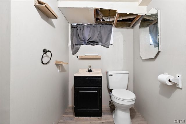 40 Elderkin Avenue, Camillus, NY 13031