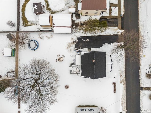 40 Elderkin Avenue, Camillus, NY 13031