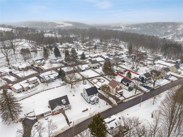 40 Elderkin Avenue, Camillus, NY 13031