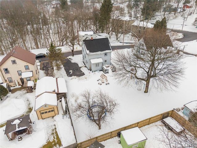 40 Elderkin Avenue, Camillus, NY 13031