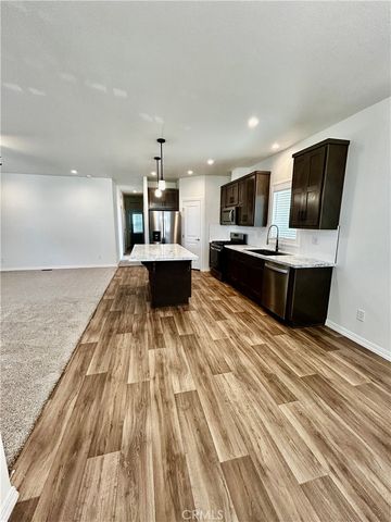 1536 S state Street 122, Hemet, CA 92543