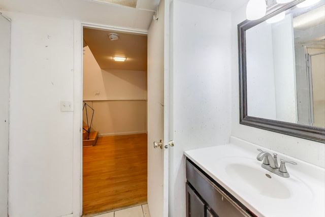 7843 Massasoit Avenue, Burbank, IL 60459