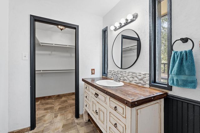 4 & 6 Acacia DR, Wimberley, TX 78676