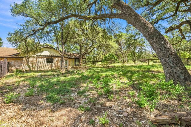4 & 6 Acacia DR, Wimberley, TX 78676