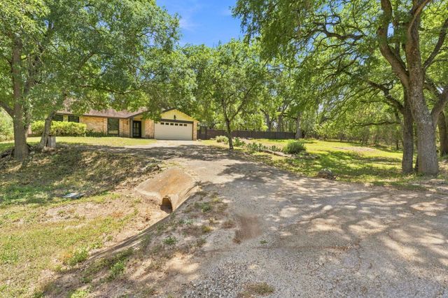 4 & 6 Acacia DR, Wimberley, TX 78676