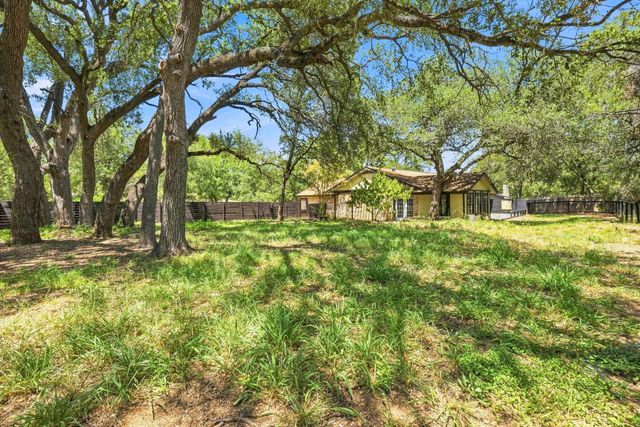4 & 6 Acacia DR, Wimberley, TX 78676