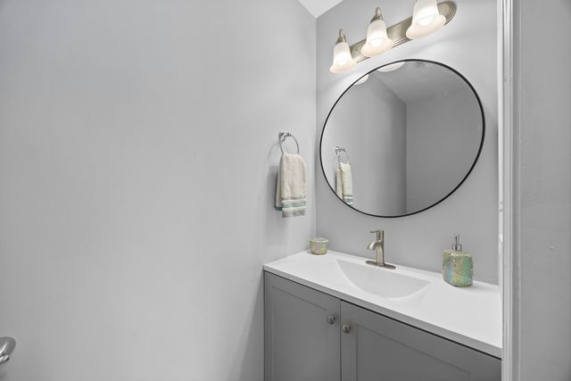 631 Kingsbrooke Crossing, Bolingbrook, IL 60440