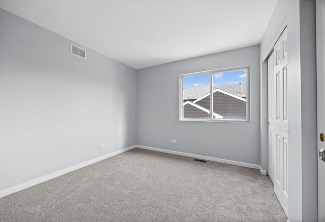 631 Kingsbrooke Crossing, Bolingbrook, IL 60440