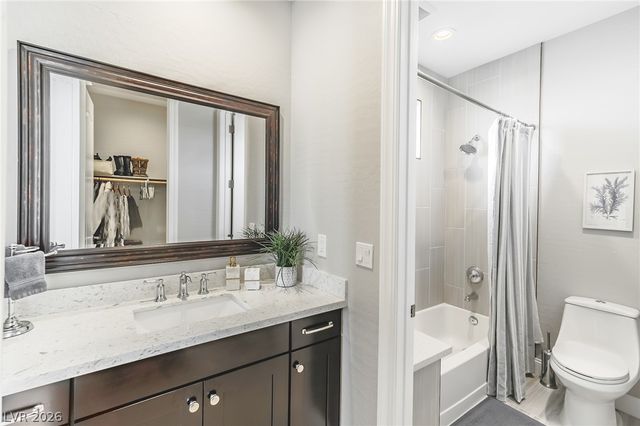 240 San Salvador Avenue, Henderson, NV 89002