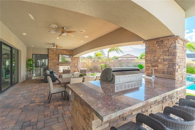 240 San Salvador Avenue, Henderson, NV 89002