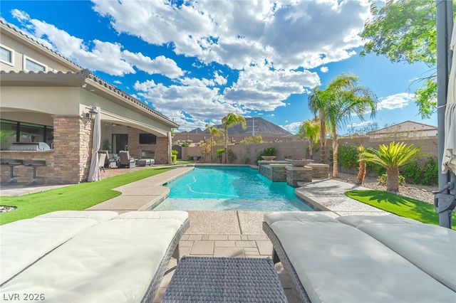 240 San Salvador Avenue, Henderson, NV 89002