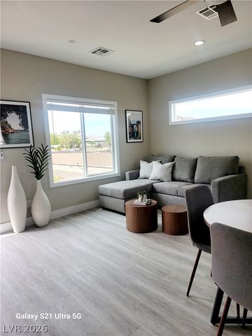 240 San Salvador Avenue, Henderson, NV 89002