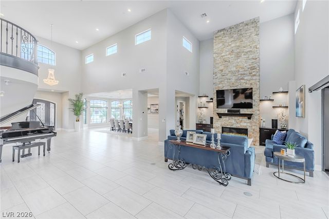240 San Salvador Avenue, Henderson, NV 89002