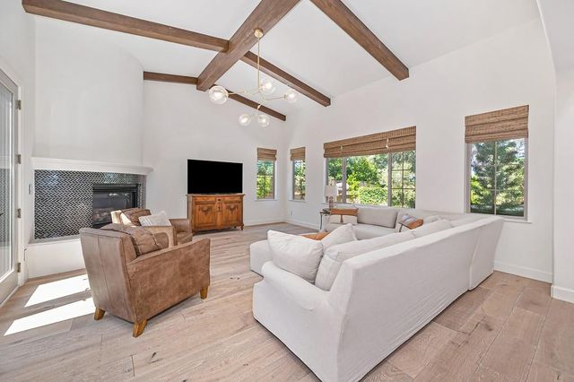 2064 Impressionist Way, El Dorado Hills, CA 95762