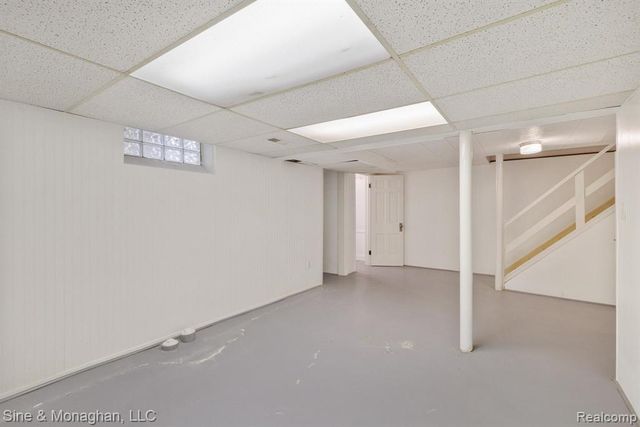 679 Neff Road, Grosse Pointe, MI 48230