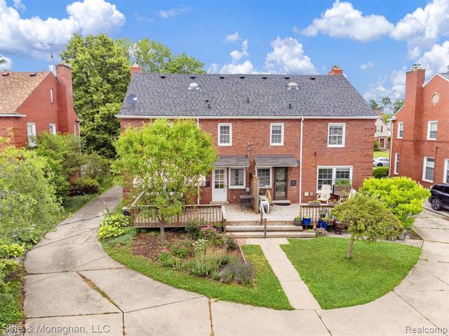 679 Neff Road, Grosse Pointe, MI 48230