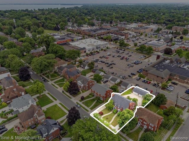 679 Neff Road, Grosse Pointe, MI 48230