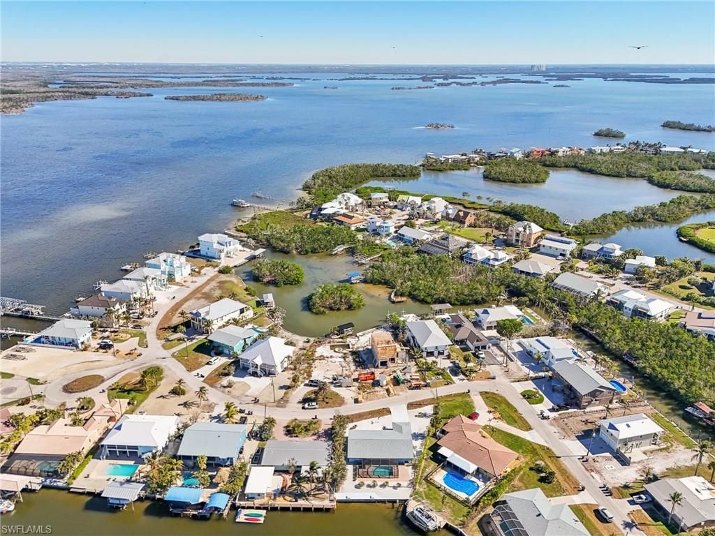 301 Seminole WAY, FORT MYERS BEACH, FL 33931 — photo 3