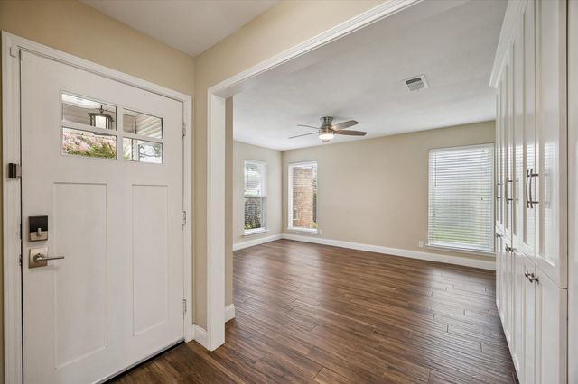 3019 Triway Lane, Houston, TX 77043