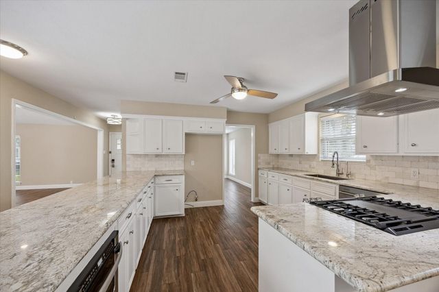3019 Triway Lane, Houston, TX 77043