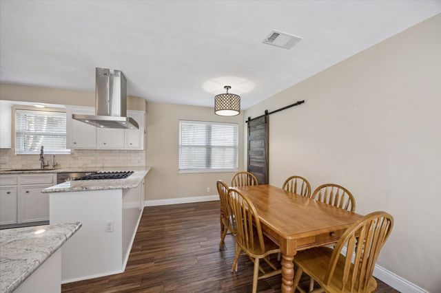 3019 Triway Lane, Houston, TX 77043