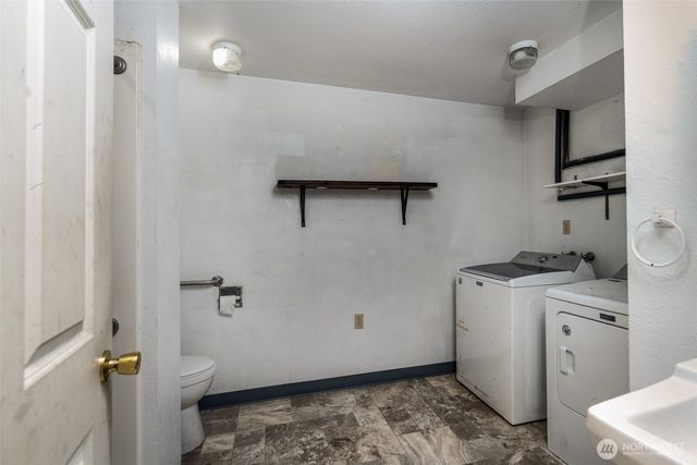 7914 6th Avenue SE, Lacey, WA 98503
