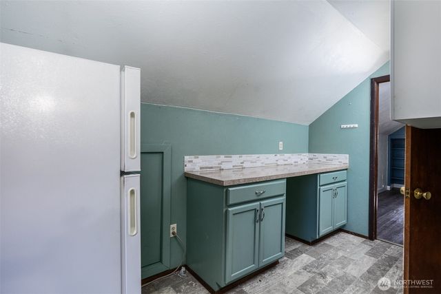 7914 6th Avenue SE, Lacey, WA 98503