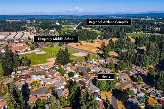 7914 6th Avenue SE, Lacey, WA 98503