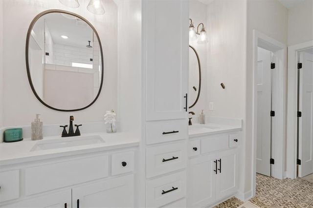 2305 Arbor Lane, Excelsior Springs, MO 64024