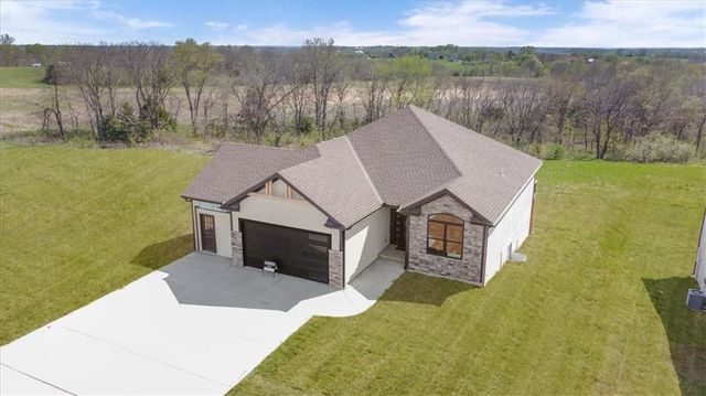 2305 Arbor Lane, Excelsior Springs, MO 64024