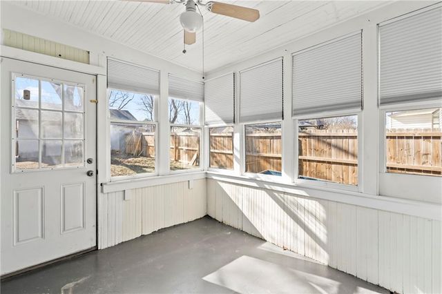 620 E Twin Springs, Siloam Springs, AR 72761