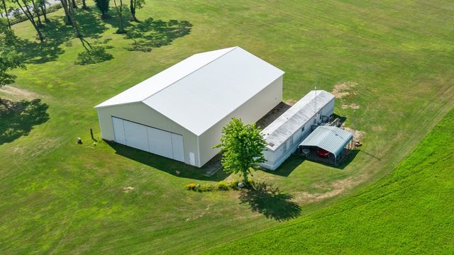 15287 AIRPORT Road, Linesville, PA 16424