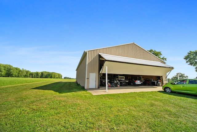 15287 AIRPORT Road, Linesville, PA 16424