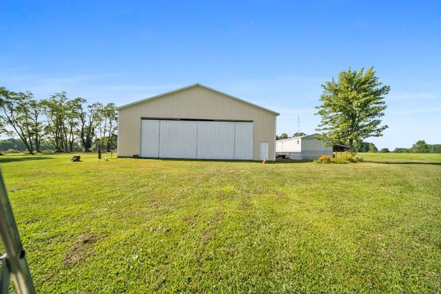 15287 AIRPORT Road, Linesville, PA 16424