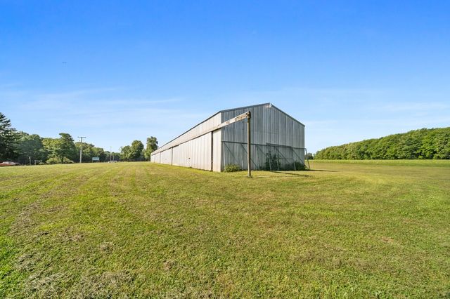 15287 AIRPORT Road, Linesville, PA 16424