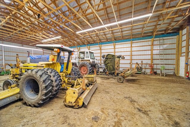 15287 AIRPORT Road, Linesville, PA 16424