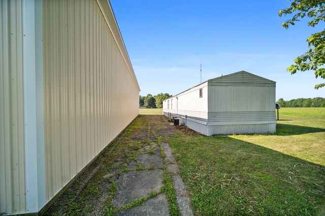 15287 AIRPORT Road, Linesville, PA 16424