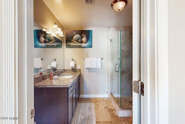 8757 E MONTEROSA Avenue, Scottsdale, AZ 85251