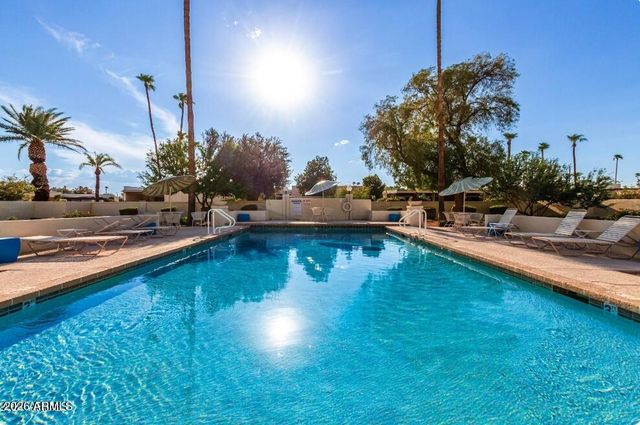 8757 E MONTEROSA Avenue, Scottsdale, AZ 85251